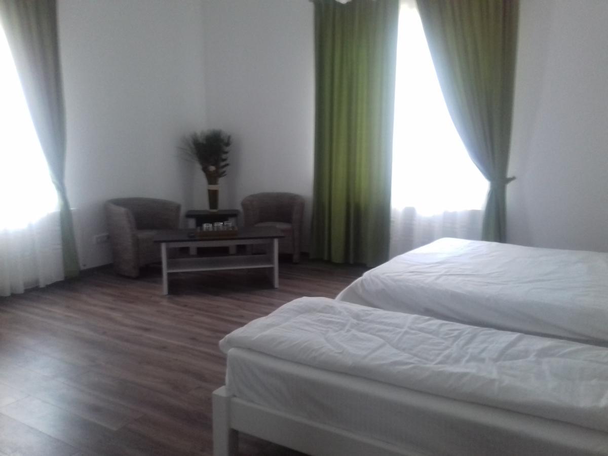 Pensiunea Abel Hotell Mihai Viteazu  Exteriör bild